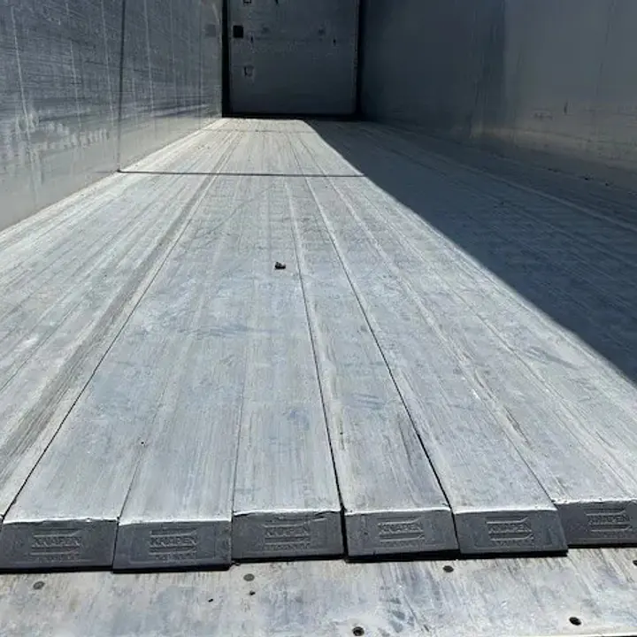 #536  -  KNAPEN TRAILER K200 - Master